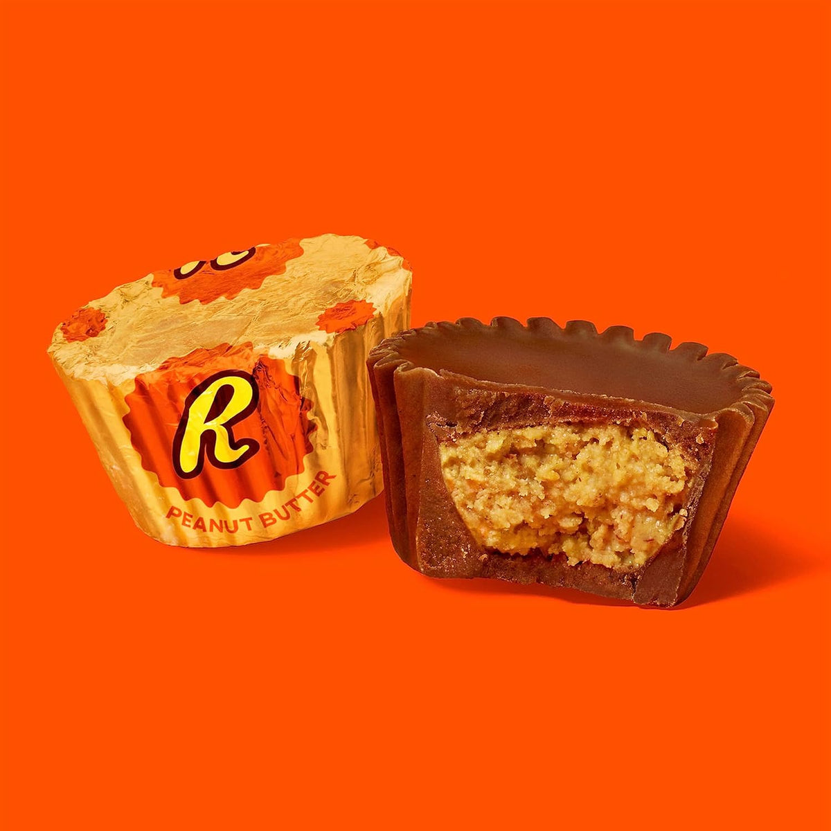 REESE'S Miniatures Milk Chocolate Peanut Butter Cups, Candy Party Pack, 30 oz