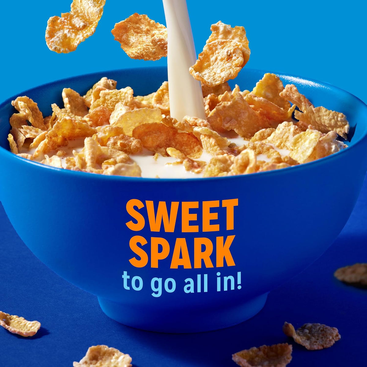 Kellogg's Frosted Flakes Breakfast Cereal Cups, 8 Vitamins and Minerals, Kids Snacks, Original, 25.2oz Case (12 Cups)