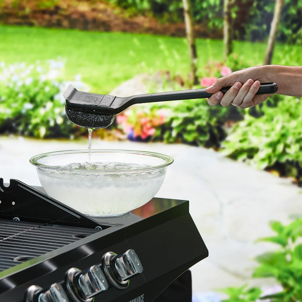 Mr. Bar-B-Q Steam Clean Grill Brush Powered by Scrub Daddy